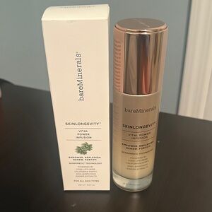 bareMinerals Skinlongevity Vital Power Infusion Gold and Cream
